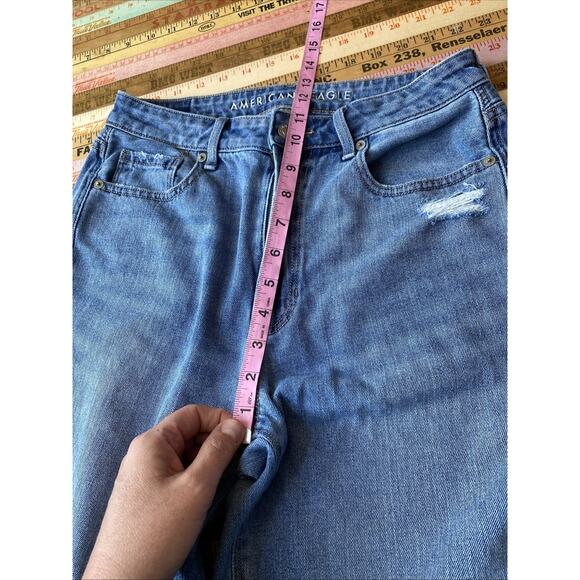 American Eagle Mom Jean Size 4 Reg Ripped Distressed High Rise Blue Boho Classic - Picture 10 of 12